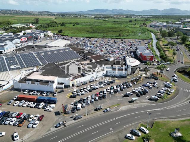 Local Commercial vente à Martinique