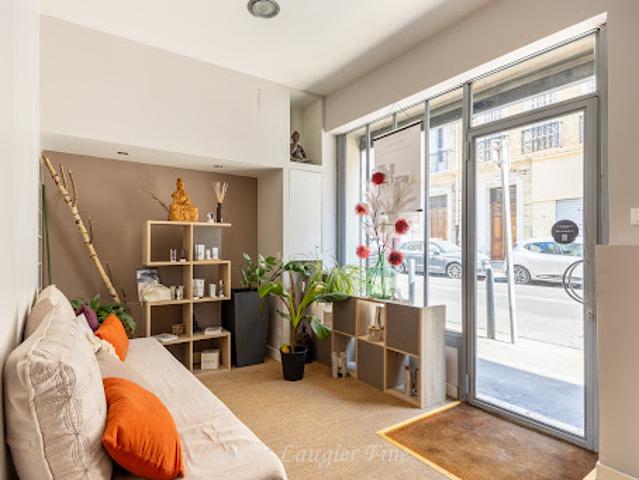 Local Commercial vente à Marseille