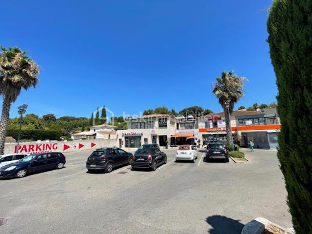 Local Commercial vente à Marseille, Allauch