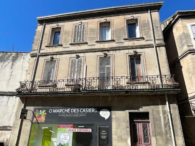 Local Commercial vente à Arles