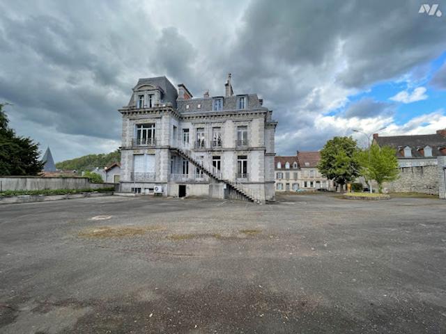 Local Commercial vente à Aubusson