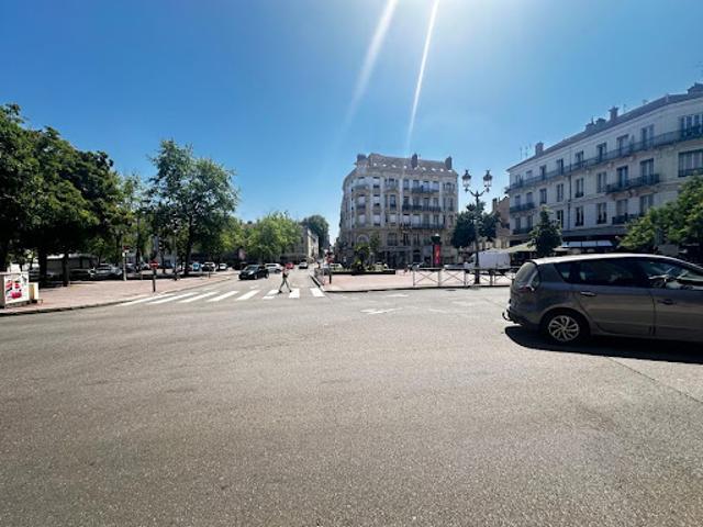 Local Commercial vente à Chalon-sur-Saône, Chalon-sur-saône