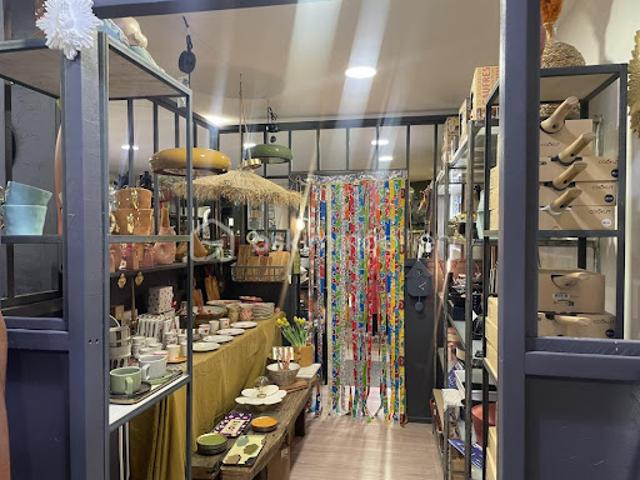Local Commercial vente à Lodève, Clermont-l'hérault