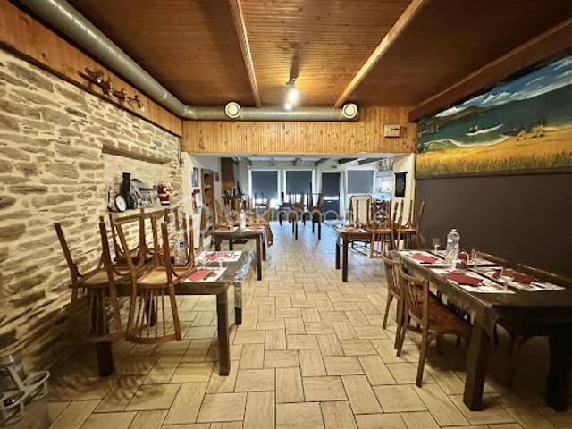 Local Commercial vente à Châteaulin, Bretagne