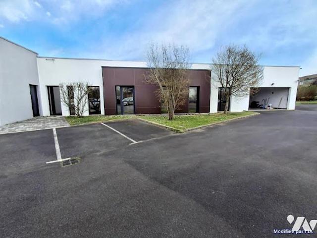 Local Commercial vente à Nantes, Couëron