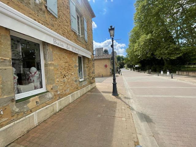 Local Commercial vente à Mont-de-Marsan, Eugénie-les-bains