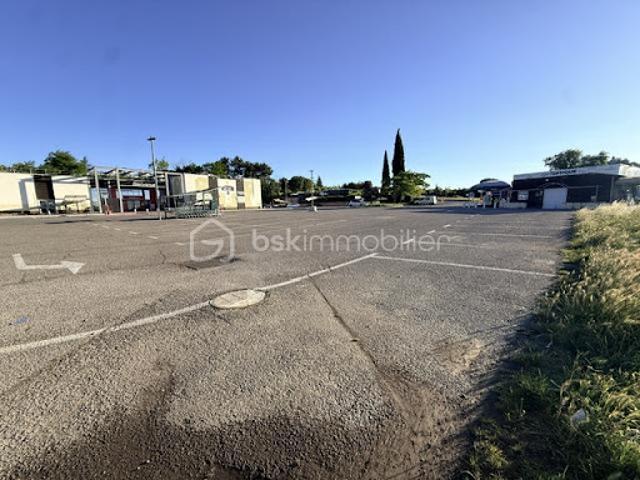 Local Commercial vente à Forcalquier