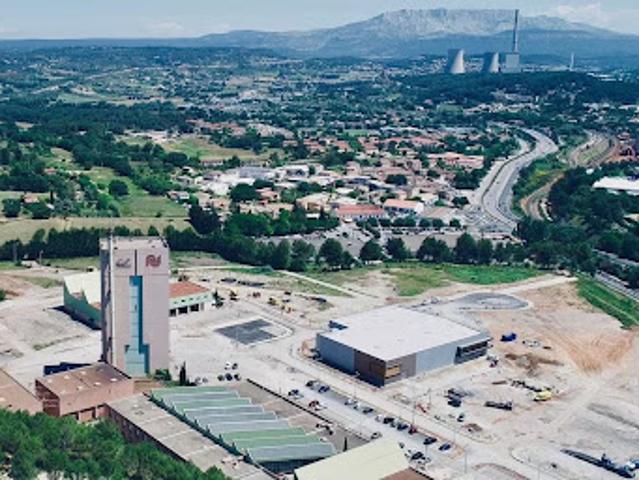 Local Commercial vente à France métropolitaine, Gardanne