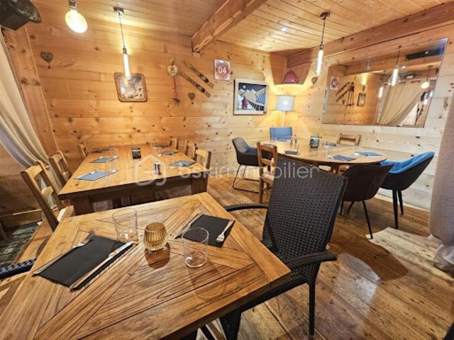 Local Commercial vente à Castellane, Allos