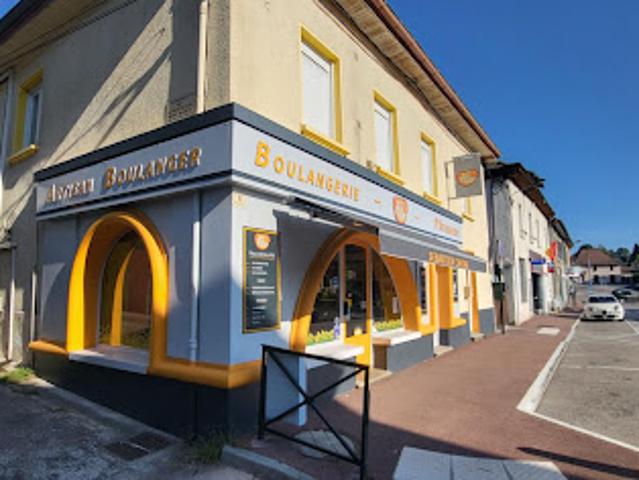 Local Commercial vente à La Tour-du-Pin, Charancieu