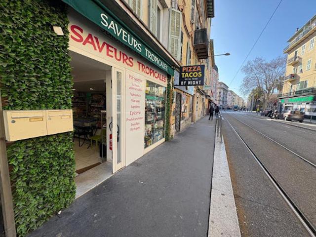 Local Commercial vente à Nice