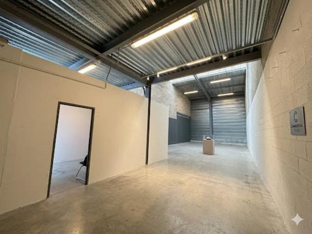 Local Commercial vente à Nîmes