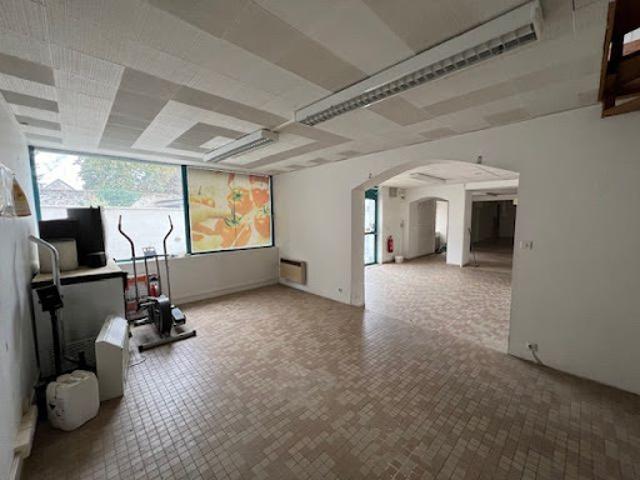 Local Commercial vente à Romorantin-Lanthenay, Noyers-sur-cher