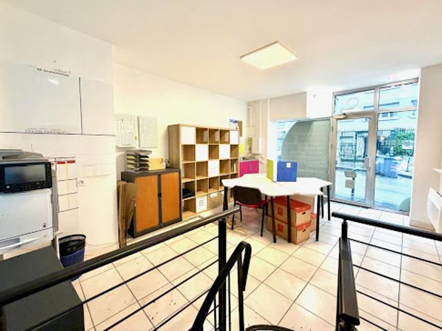 Local Commercial vente à Paris, Île-de-France