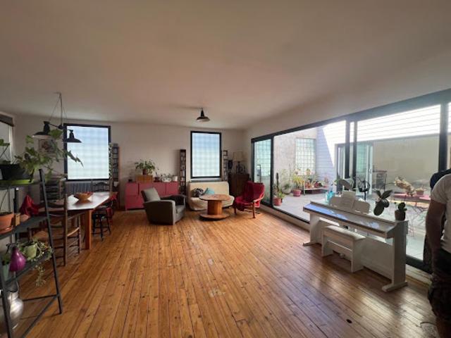 Local Commercial vente à Quartier du Hédas, Pau