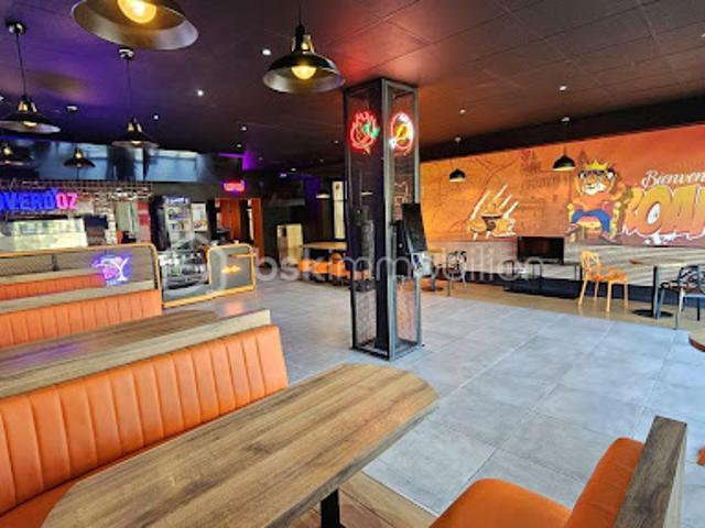 Local Commercial vente à Roanne