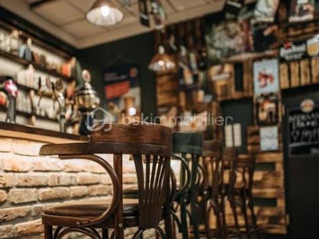 Local Commercial vente à Roanne, Loire