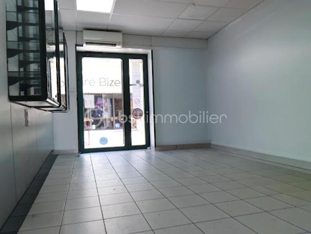 Local Commercial vente à Arrondissement de Toulon, Saint-cyr-sur-mer