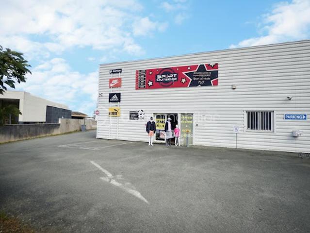 Local Commercial vente à Les Sables-d'Olonne, Saint-jean-de-monts