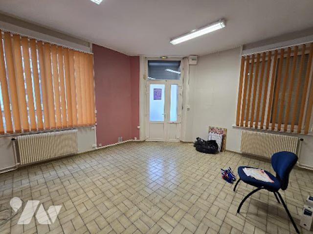 Local Commercial vente à Saint-Quentin, Saint-quentin