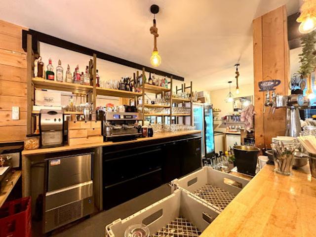 Local Commercial vente à Montpellier, Sète