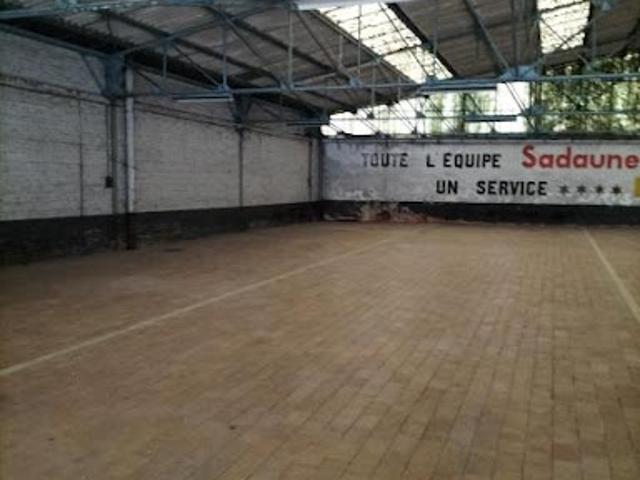 Local Commercial vente à Sin-le-Noble, Nord