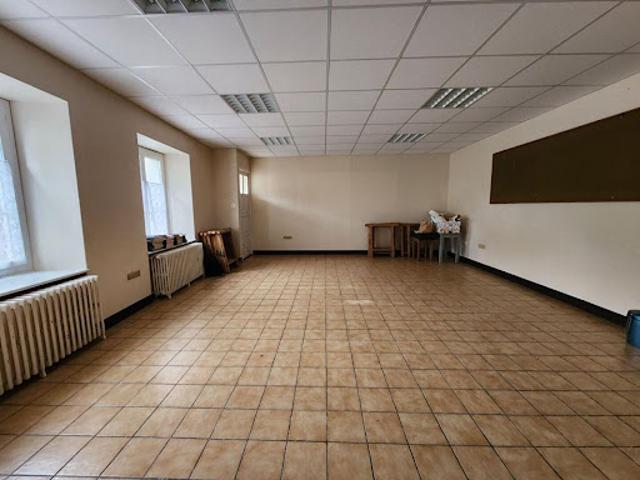 Local Commercial vente à Cherbourg, Sottevast