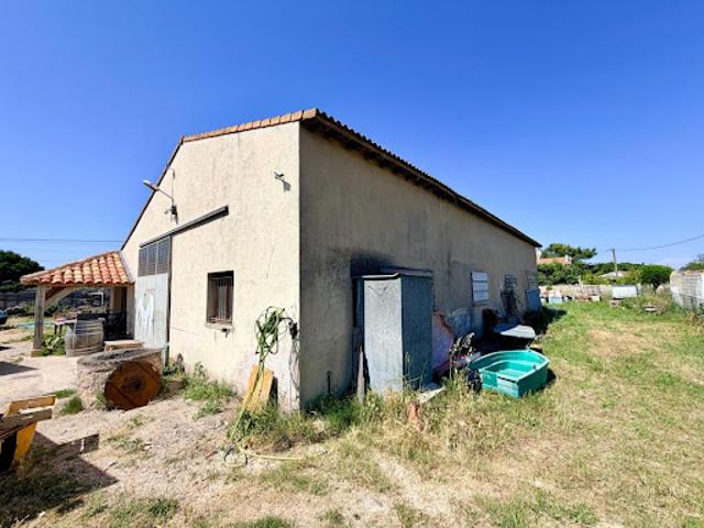 Local Commercial vente à Nîmes, Vauvert