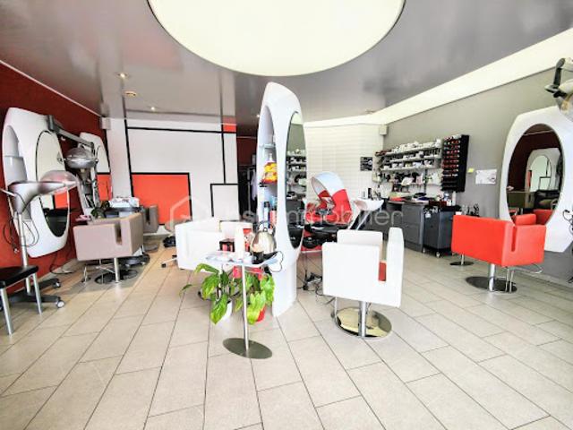 Local Commercial vente à Dreux, Vernouillet