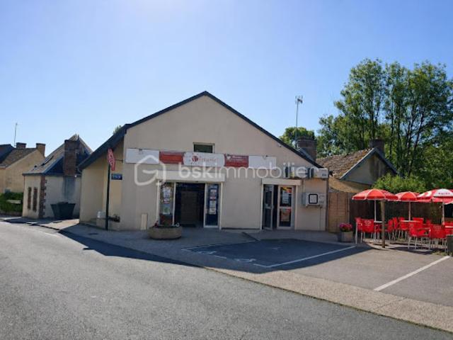 Local Commercial vente à Loches, Villedômer
