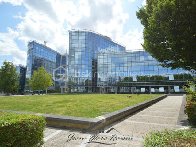 Local Commercial vente à Le Raincy, Villepinte
