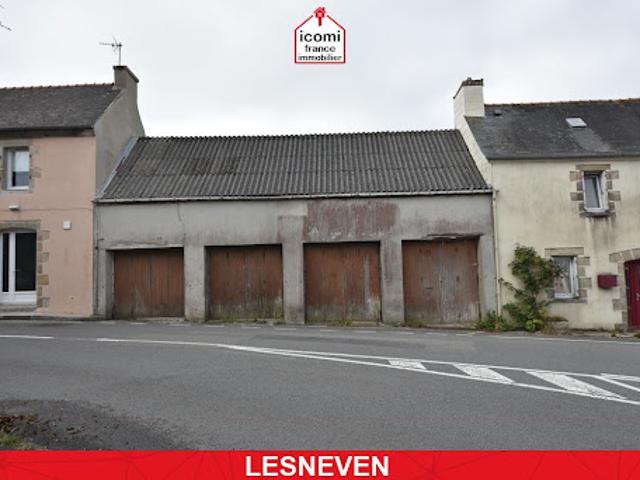 Garage vente à Cleusmeur, Lesneven