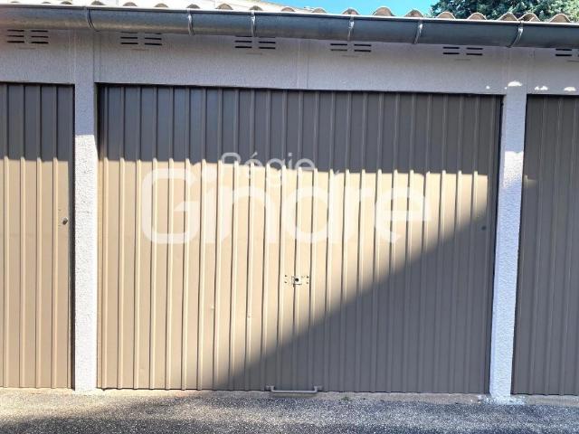 Garage vente à Lyon, Métropole de Lyon