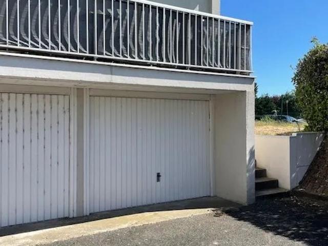 Garage vente à Saint-Jean-le-Blanc, Loiret