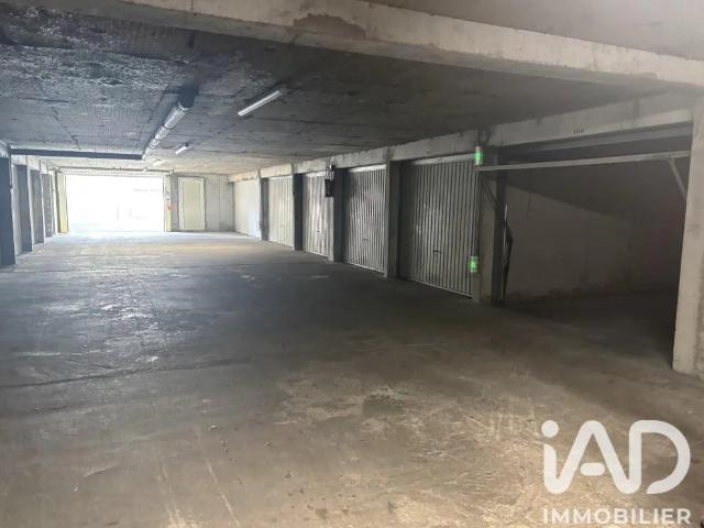 Garage vente à Les Sables-d'Olonne, Château-d'olonne