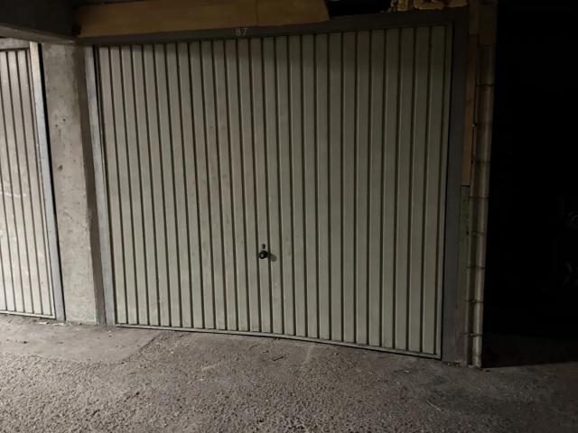 Garage vente à Évry, Petit-bourg