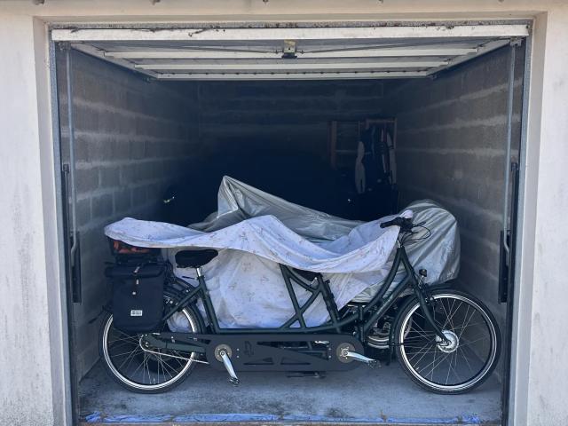 Garage vente à Les Sables-d'Olonne, Château-d'olonne