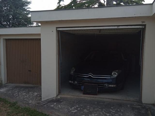 Garage vente à Saint-Malo, Bretagne