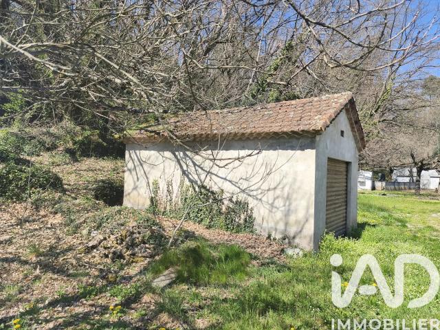 Garage vente à Largentière, Saint-genest-de-beauzon