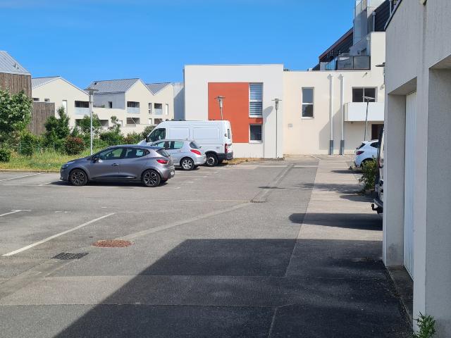 Garage vente à Nantes, Couëron