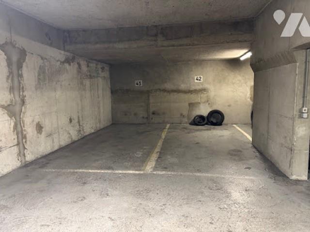 Garage vente à Nanterre, Neuilly-sur-seine