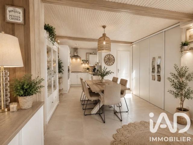 Maison vente à Arrondissement de Toulon, Le Castellet