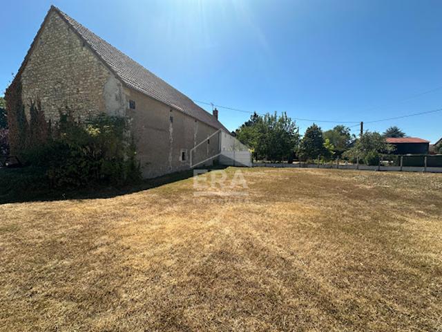 Ferme vente à Sainte-Fauste, Indre