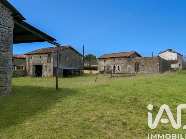 Maison vente à Confolens, Raix