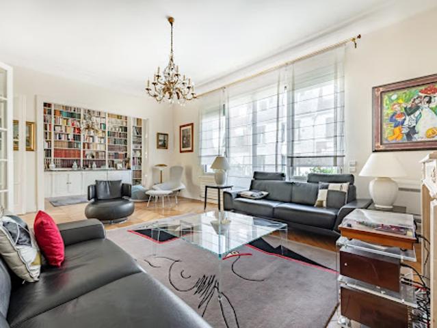 Villa vente à Paris, Île-de-France