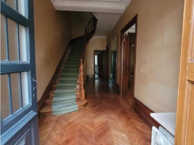 Bureau vente à Bordeaux