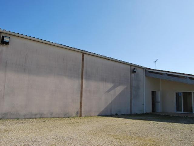 Bureau vente à Confolens, Fontclaireau