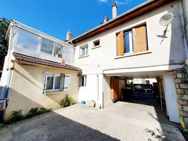 Immeuble vente à La Courneuve, Quatre-Routes - Anatole France