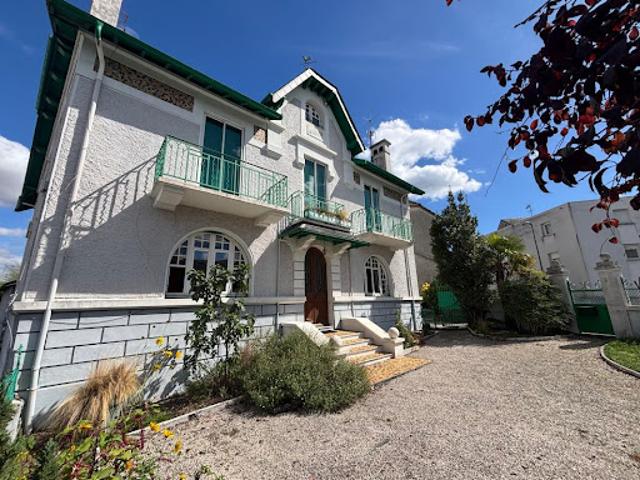 Villa vente à Mazères-Lezons, Pyrénées-Atlantiques