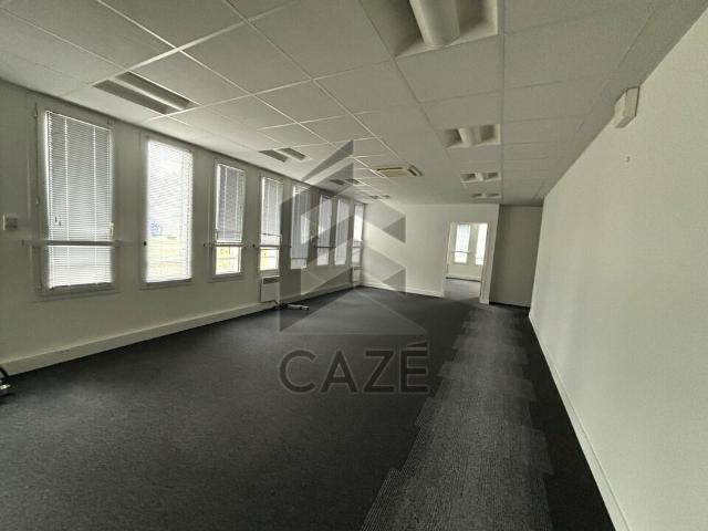 Bureau vente à Bordeaux